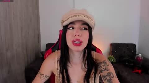 Snapshot of zoee_jackson chatting on March 29, 7:36 pm zoee jackson online show from March 29, 7:36 pm