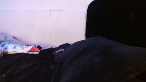 zoee jhonnyy online show from December 13, 4:38 pm