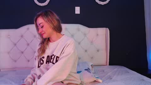 zoe online show from December 30, 6:05 pm
