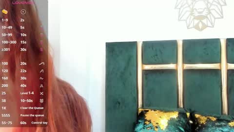 Snapshot of zoee_kiss chatting on October 26, 12:55 pm zoee_kiss online show from October 26, 12:55 pm