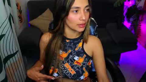 Snapshot of zoee_pamela99 chatting on June 13, 6:00 am pamela online show from June 13, 6:00 am