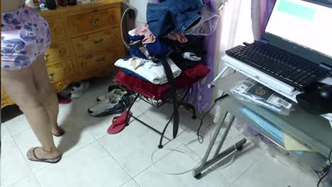 Snapshot of zoeecruz chatting on December 26, 10:09 pm zoeecruz online show from December 26, 10:09 pm