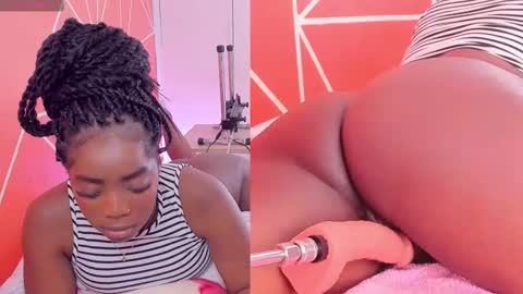 Snapshot of zoeethompson_cm chatting on March 11, 5:24 pm online show from March 11, 5:24 pm
