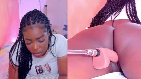 Snapshot of zoeethompson_cm chatting on March 30, 11:55 am online show from March 30, 11:55 am