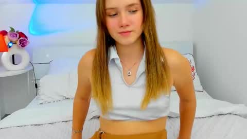 Zoe online show from November 27, 1:46 pm