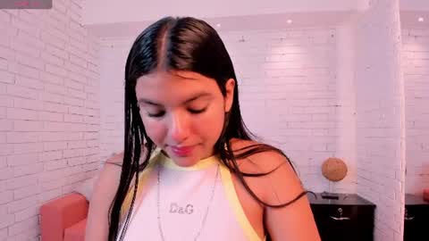Zoelinss  online show from July 10, 12:52 pm