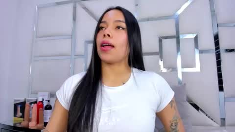 ZoeSwam online show from November 27, 11:34 am