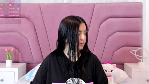 zoewillian online show from January 10, 12:15 pm