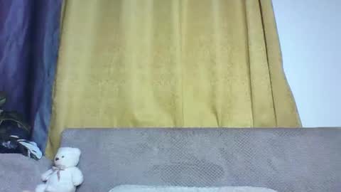 Snapshot of zoey_7 chatting on June 11, 12:32 am zoey online show from June 11, 12:32 am