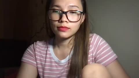 zoey_foryou online show from December 11, 7:20 am