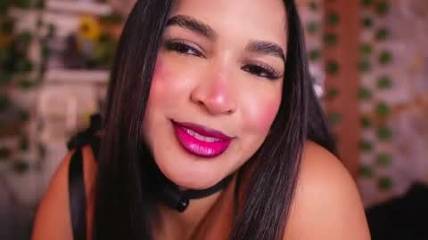 Snapshot of zoey_fox_ chatting on April 15, 1:12 am zoey fox online show from April 15, 1:12 am
