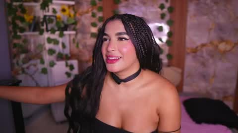 Snapshot of zoey_fox_ chatting on May 30, 12:41 am zoey fox online show from May 30, 12:41 am