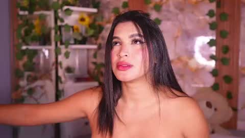 Snapshot of zoey_fox_ chatting on June 18, 3:29 am zoey fox online show from June 18, 3:29 am