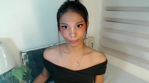 zoey online show from November 20, 9:09 am