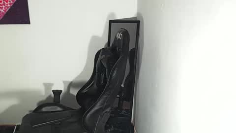 zol_gil03 online show from September 17, 1:29 am
