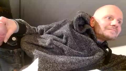 Snapshot of zolexthomas chatting on March 7, 6:22 pm zolexthomas online show from March 7, 6:22 pm