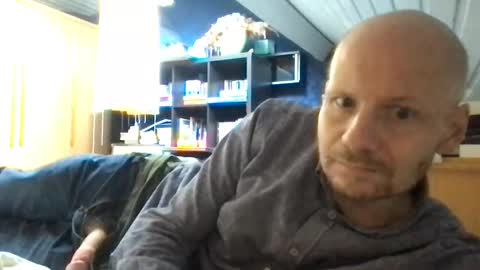 Snapshot of zolexthomas chatting on March 9, 1:48 pm zolexthomas online show from March 9, 1:48 pm