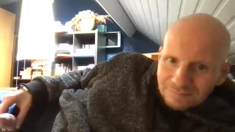 Snapshot of zolexthomas chatting on September 15, 2:28 pm zolexthomas online show from September 15, 2:28 pm