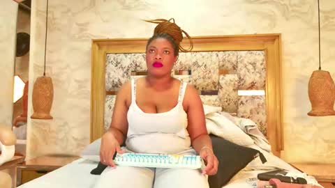 zoley  online show from March 15, 3:01 am