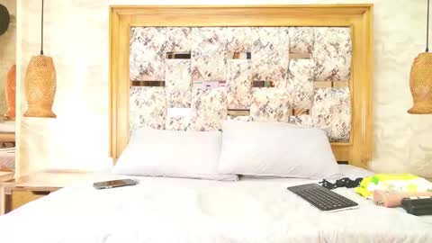 zoley  online show from March 19, 3:10 am