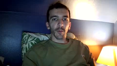 zom online show from November 16, 4:23 pm