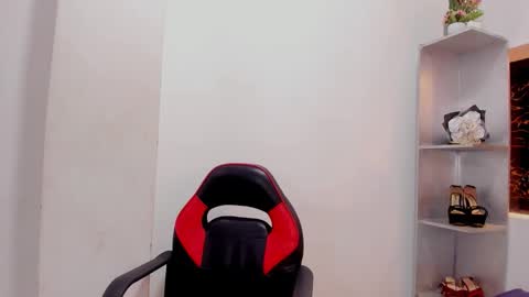 zooe_ebony online show from February 7, 12:42 pm