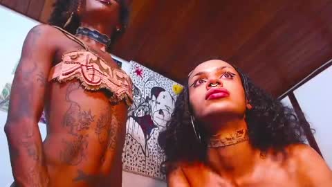 Ella online show from June 8, 1:28 am