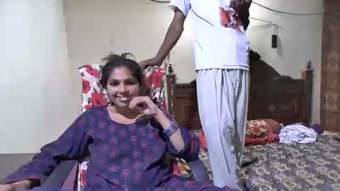 zoyakhan803 online show from April 24, 5:04 pm