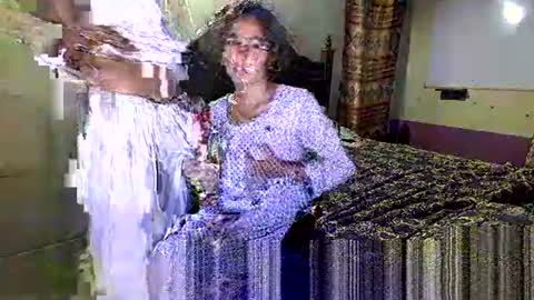 zoyakhan803 online show from May 23, 10:03 pm