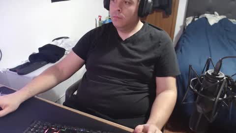 Zuheyla online show from February 3, 8:25 pm