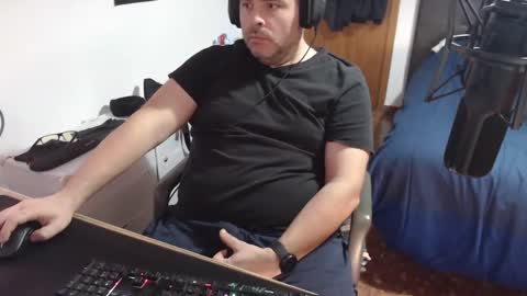 Zuheyla online show from February 15, 2:47 pm