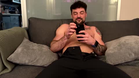 Zuko online show from February 1, 1:44 am