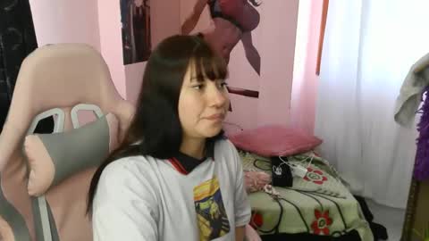 zulemapiel online show from February 11, 1:49 pm