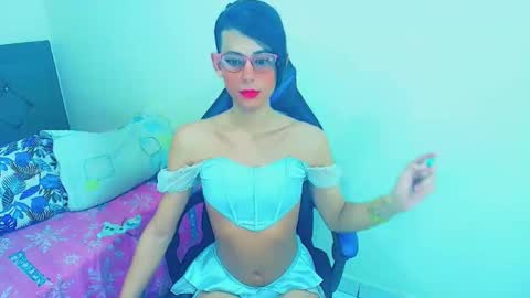 Snapshot of zulramth chatting on May 27, 6:49 pm zulramth online show from May 27, 6:49 pm