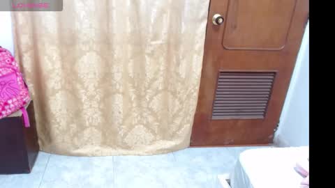 zury_ferrari online show from October 10, 6:40 pm