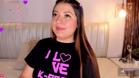 Zara online show from October 14, 7:25 pm