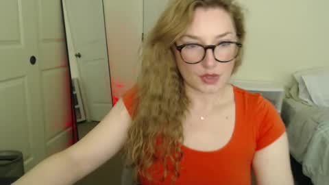 Carly online show from March 18, 8:45 pm