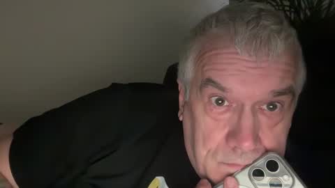 Snapshot of zwickauer1969 chatting on March 4, 7:11 pm zwickauer1969 online show from March 4, 7:11 pm