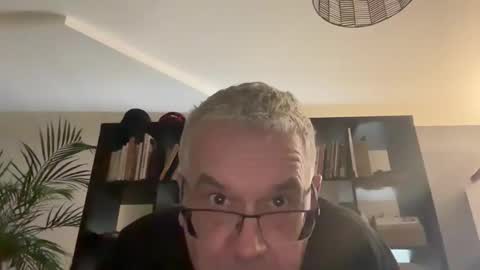 Snapshot of zwickauer1969 chatting on March 9, 6:32 pm zwickauer1969 online show from March 9, 6:32 pm