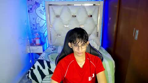 Snapshot of zxvn_n chatting on June 4, 1:17 pm ZX online show from June 4, 1:17 pm