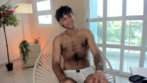 zyan_moreno online show from November 9, 5:33 pm