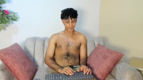 zyan_moreno online show from November 10, 4:39 pm