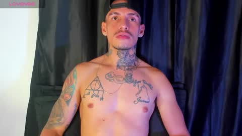 zyon garcia online show from December 1, 4:29 pm