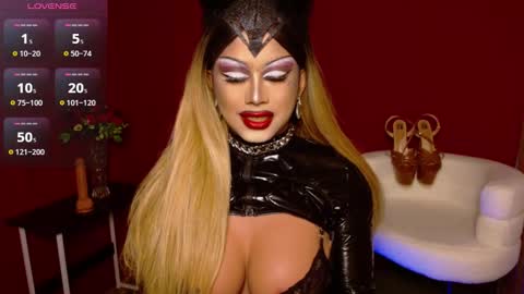 zyradom online show from December 15, 6:50 am