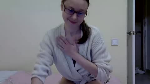 Snapshot of zyuhre chatting on December 3, 1:08 am Zyuhre online show from December 3, 1:08 am
