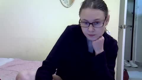 Snapshot of zyuhre chatting on December 7, 1:25 am Zyuhre online show from December 7, 1:25 am