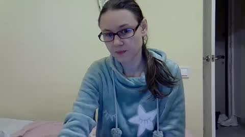 Snapshot of zyuhre chatting on January 15, 11:19 pm Zyuhre online show from January 15, 11:19 pm