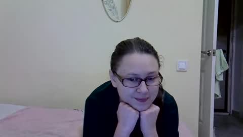 Snapshot of zyuhre chatting on February 2, 2:38 am Zyuhre online show from February 2, 2:38 am