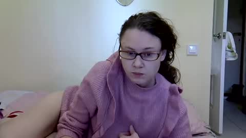 Snapshot of zyuhre chatting on February 18, 1:44 pm Zyuhre online show from February 18, 1:44 pm