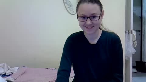 Snapshot of zyuhre chatting on March 2, 9:11 pm Zyuhre online show from March 2, 9:11 pm